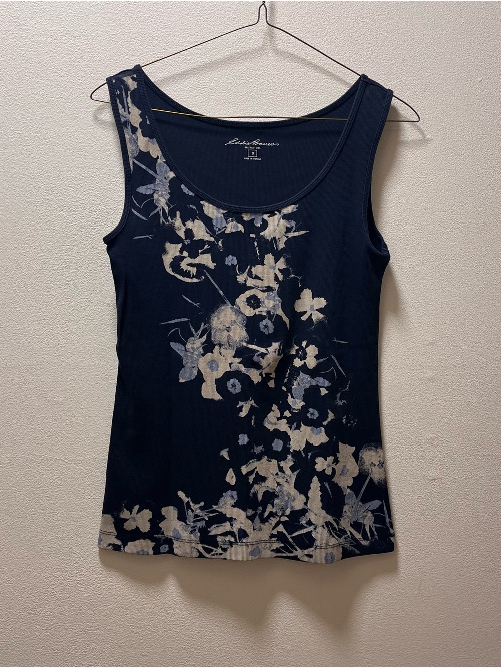 Eddie Bauer Versatile Comfy Classic Tank Top with Cream Floral Print, Sz S, Navy